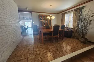 210 Newark Ave, Lyndhurst Township, NJ 07071 - Photo 4