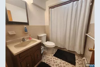 210 Newark Avenue, Lyndhurst Township, NJ 07071 - Photo 30