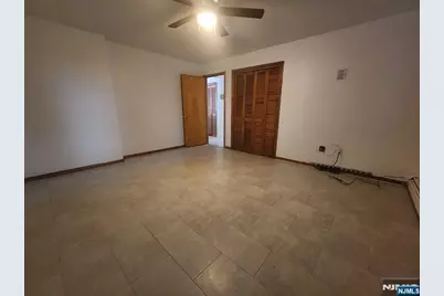 210 Newark Avenue, Lyndhurst Township, NJ 07071 - Photo 32