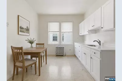 265 N 17th Street 2R #2R, Bloomfield, NJ 07003 - Photo 4