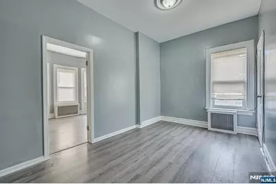 37 Blum Street, Newark, NJ 07103 - Photo 8