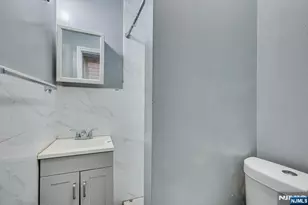 37 Blum St, Newark, NJ 07103 - Photo 18