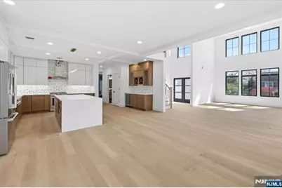 150 Howland Avenue, River Edge, NJ 07661 - Photo 6