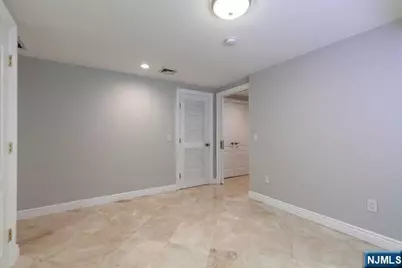 153 Old Palisade Road, Fort Lee, NJ 07024 - Photo 22