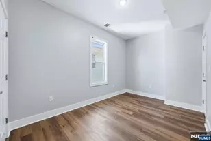 913 S 18th Street 2, Newark, NJ 07108 - Photo 22