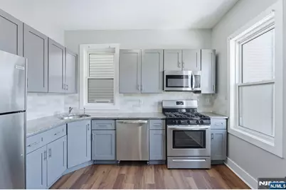 913 S 18th Street 2 #2, Newark, NJ 07108 - Photo 4