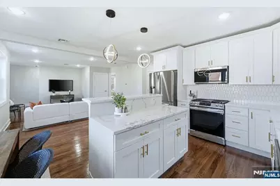46 Eppirt Street, East Orange, NJ 07018 - Photo 6
