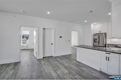 521 10th Street A1 #A1, Union City, NJ 07087 - Photo 8
