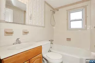 110 Canterbury Ave, North Arlington, NJ 07031 - Photo 28