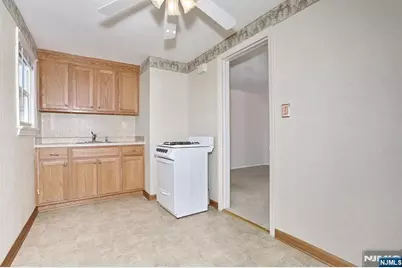 110 Canterbury Avenue, North Arlington, NJ 07031 - Photo 22