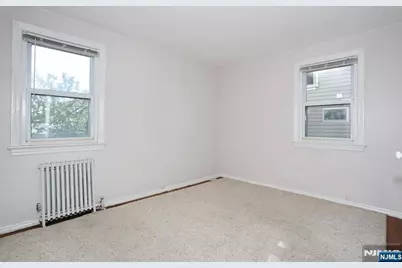 110 Canterbury Avenue, North Arlington, NJ 07031 - Photo 10