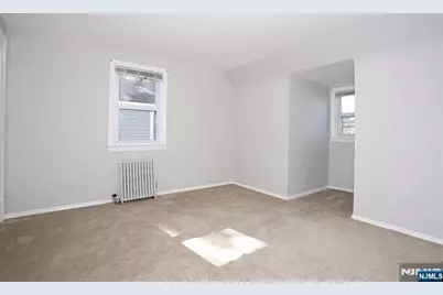 110 Canterbury Avenue, North Arlington, NJ 07031 - Photo 24