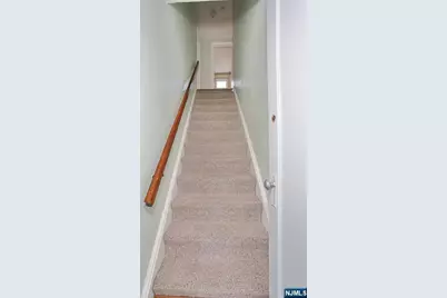 110 Canterbury Avenue, North Arlington, NJ 07031 - Photo 18