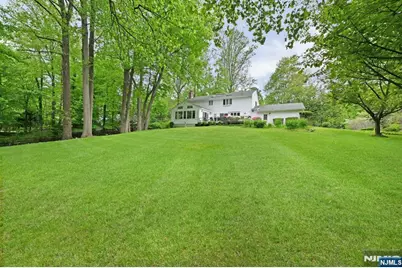16 Knollwood Road, Upper Saddle River, NJ 07458 - Photo 36