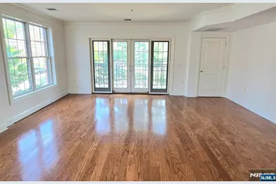 54 Polifly Road 201 #201, Hackensack, NJ 07601 - Photo 2
