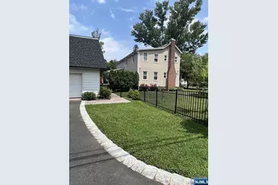 211 Paterson Avenue 2nd Fl #2nd Fl, Midland Park, NJ 07432 - Photo 34
