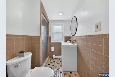 246 Hickory Street, Washington Township, NJ 07676 - Photo 14