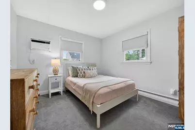 246 Hickory Street, Washington Township, NJ 07676 - Photo 10