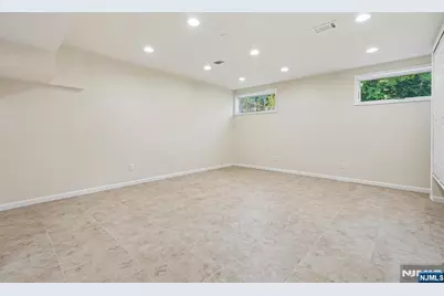 172 Concord Drive, River Edge, NJ 07661 - Photo 16