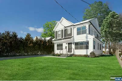 676 Ridgewood Road, Oradell, NJ 07649 - Photo 2