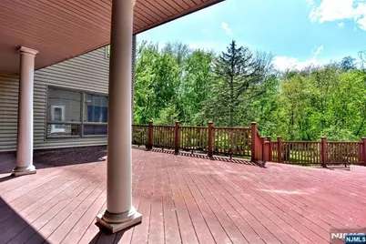 962 Arapaho Trail, Franklin Lakes, NJ 07417 - Photo 16