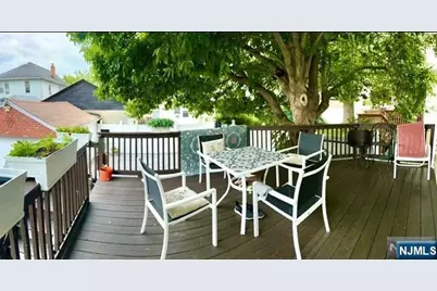 214 Columbus Place, Cliffside Park, NJ 07010 - Photo 30