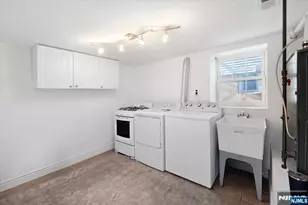 214 Columbus Pl, Cliffside Park, NJ 07010 - Photo 16