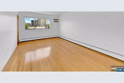 1599 Bergen Boulevard 12 #12, Leonia, NJ 07605 - Photo 4