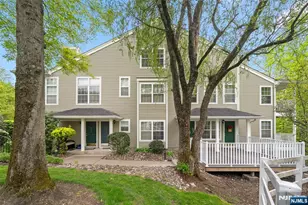 1014 Crown Ct 1014, Mahwah, NJ 07430 - Photo 1