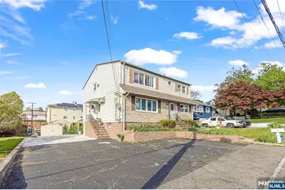 92 Cedarhurst Avenue, Woodland Park, NJ 07424 - Photo 4