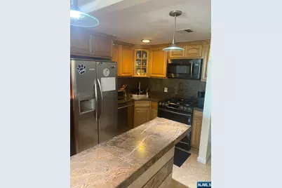 20 Jacques Street 24 #24, Elizabeth, NJ 07201 - Photo 2