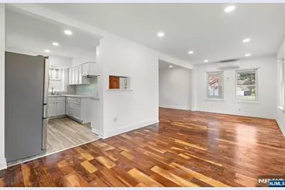 242 Myrtle Avenue, Westfield, NJ 07090 - Photo 8