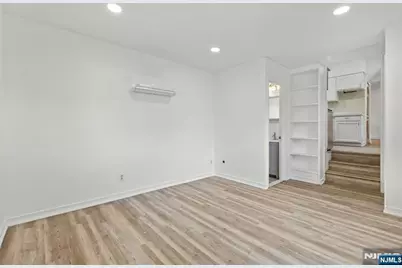 242 Myrtle Avenue, Westfield, NJ 07090 - Photo 12