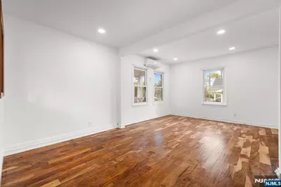 242 Myrtle Avenue, Westfield, NJ 07090 - Photo 4