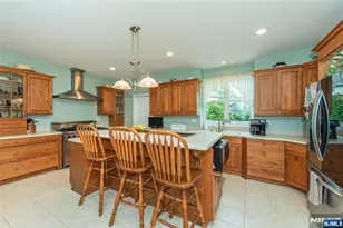 37 Thomas, Wayne, NJ 07470 - Photo 10
