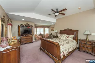 37 Thomas, Wayne, NJ 07470 - Photo 24