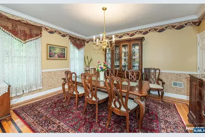 37 Thomas, Wayne, NJ 07470 - Photo 6