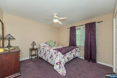 37 Thomas, Wayne, NJ 07470 - Photo 28