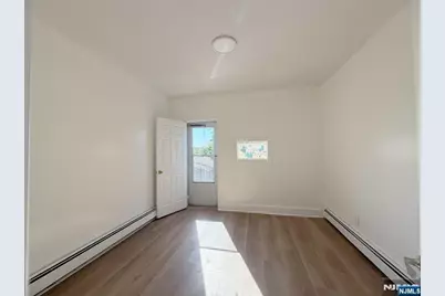 62 Farnham Avenue 1 #1, Garfield, NJ 07026 - Photo 6