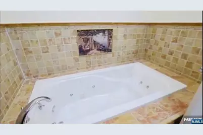 268 Highland Avenue A #A, Palisades Park, NJ 07650 - Photo 4