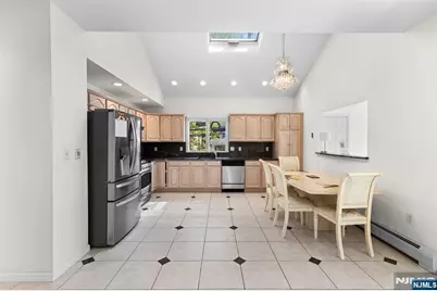 499 Morse Avenue, Ridgefield, NJ 07657 - Photo 14