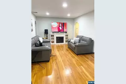 78 Garibaldi Avenue, Lodi, NJ 07644 - Photo 4