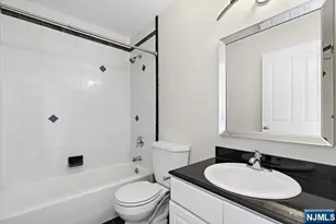 119 Panorama Dr 119, Edgewater, NJ 07020 - Photo 26