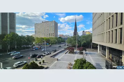 972 Broad Street Floor 3 #Floor 3, Newark, NJ 07102 - Photo 32