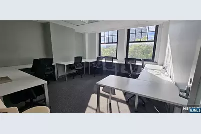 972 Broad Street Floor 3 #Floor 3, Newark, NJ 07102 - Photo 8