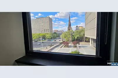 972 Broad Street Floor 3 #Floor 3, Newark, NJ 07102 - Photo 26