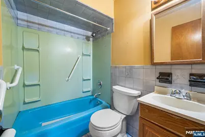 101 Westminster Place, Saddle Brook Township, NJ 07663 - Photo 10