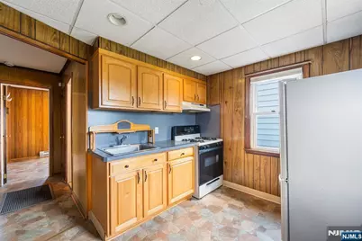 101 Westminster Place, Saddle Brook Township, NJ 07663 - Photo 14