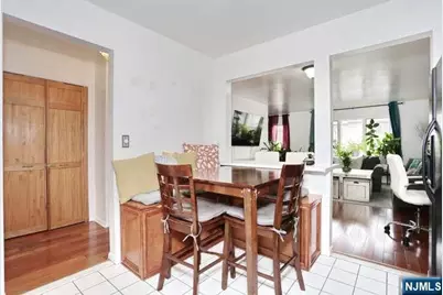 290 Hamilton Place 4 #4, Hackensack, NJ 07601 - Photo 14