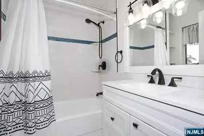 290 Hamilton Place 4 #4, Hackensack, NJ 07601 - Photo 28